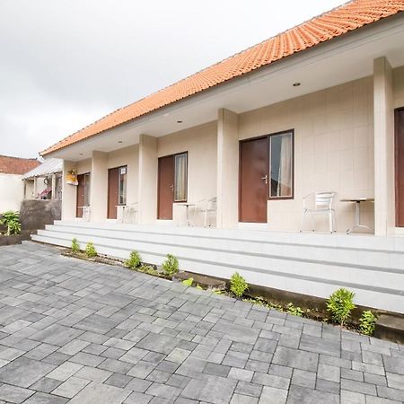Oyo 2984 Berlian House Ungasan Hotel Jimbaran  Exterior photo